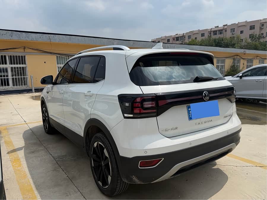 Tayron 2023 200TSI DSG Smart Edition - zdjęcie 10