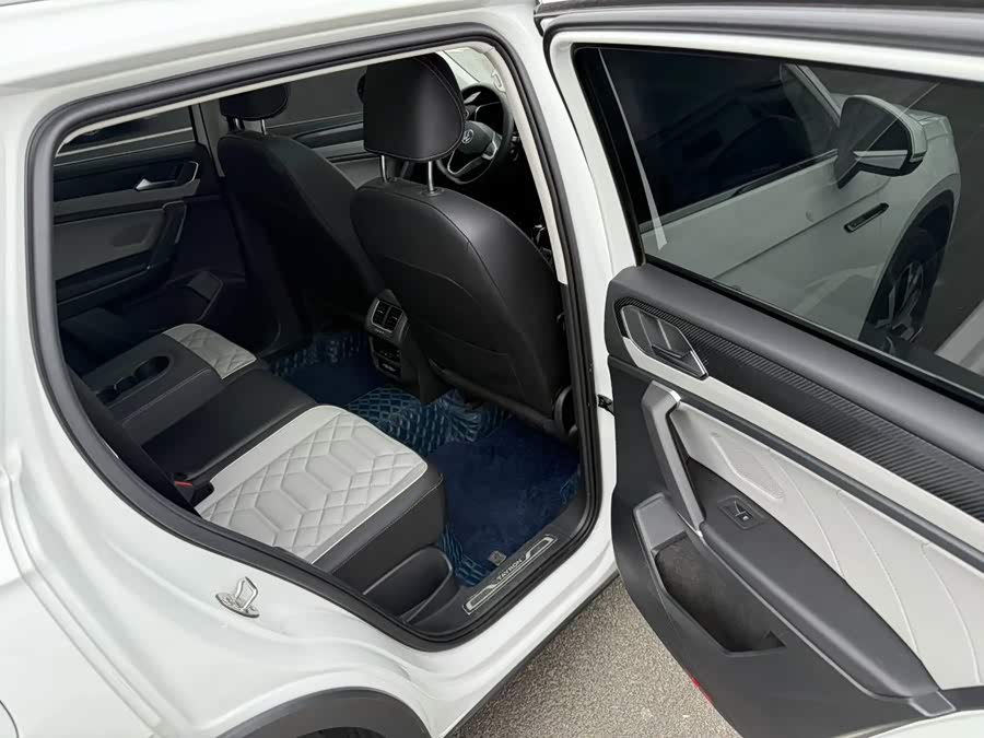Tayron 2023 280TSI 2WD Luxury Plus Advanced - zdjęcie 11