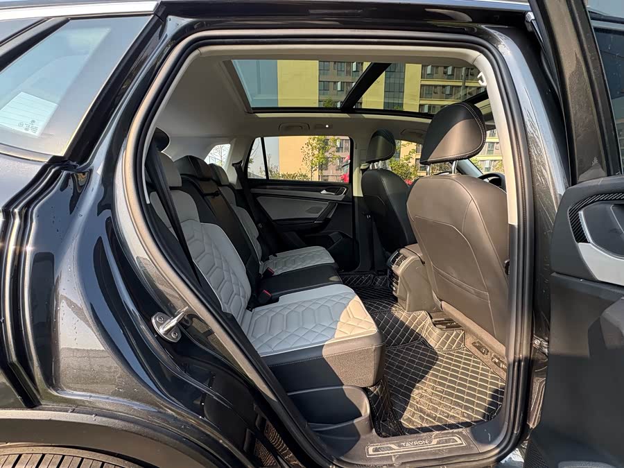 Tayron 2023 330TSI Two-Wheel Drive Luxury Plus Advanced Edition - zdjęcie 15