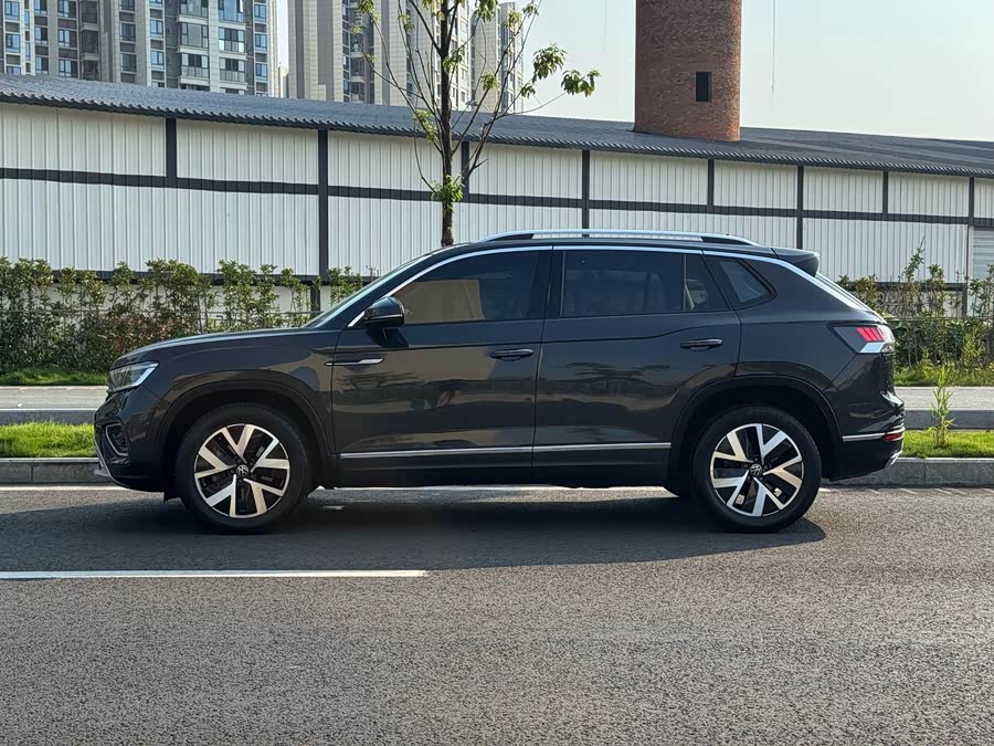 Tayron 2023 330TSI Two-Wheel Drive Luxury Plus Advanced Edition - zdjęcie 19