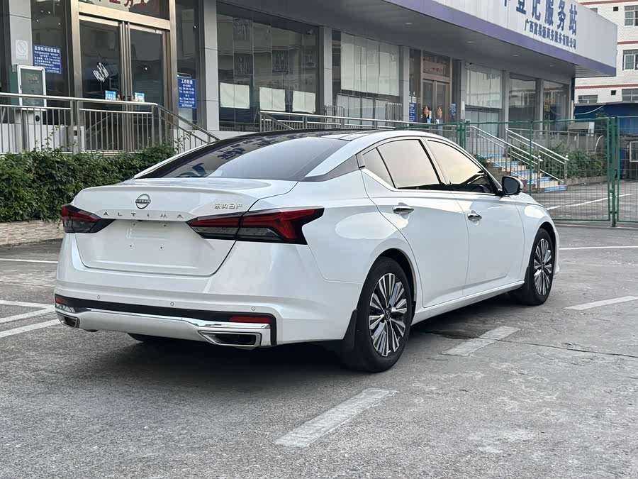 Teana 2022 2.0L XL-Upr Luxury - zdjęcie 7