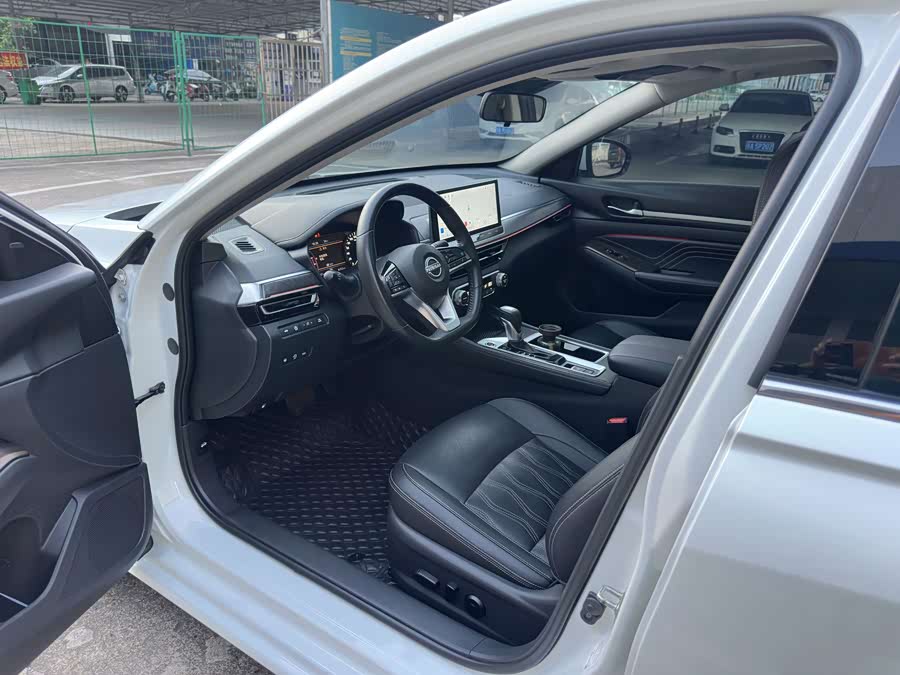 Teana 2022 2.0L XL-Upr Luxury - zdjęcie 8