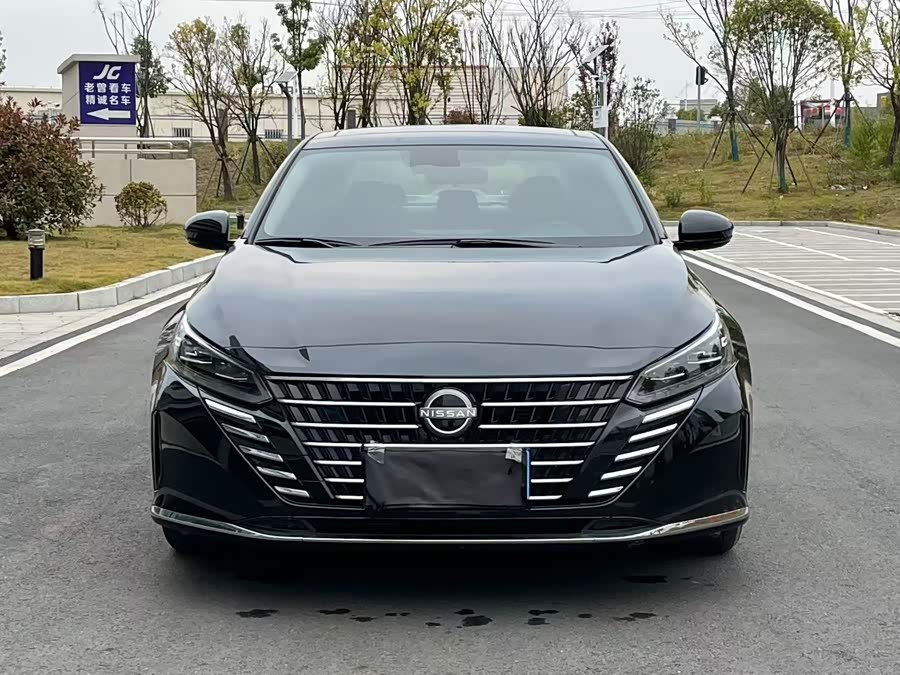 Teana 2024 2.0L SV Black Gold Edition - zdjęcie 2