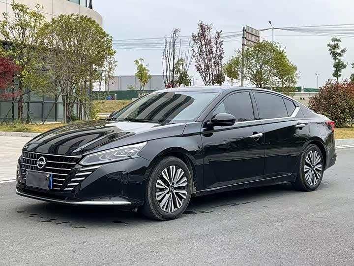 Teana 2024 2.0L SV Black Gold Edition - zdjęcie 10