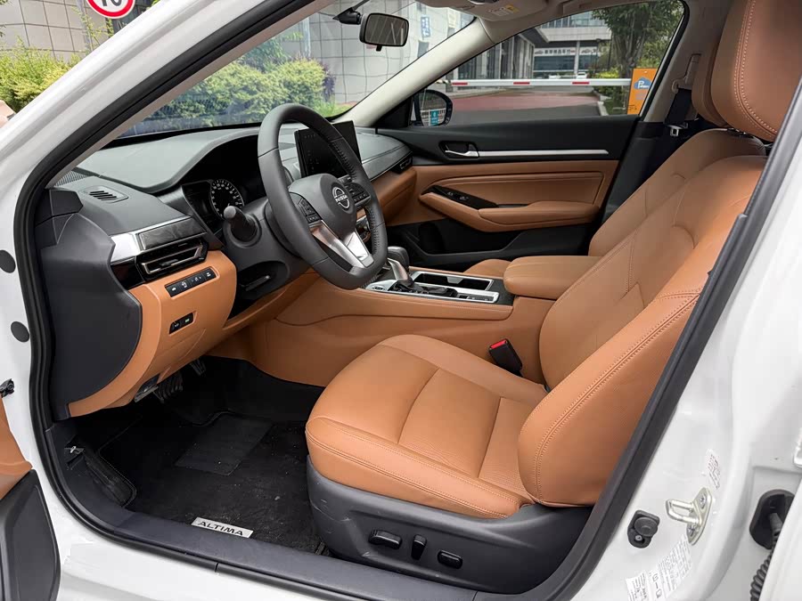 Tianlai 2024 2.0L XE True Heart - zdjęcie 7