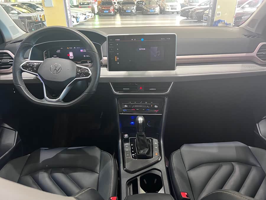 Tiguan 2023 300TSI 2WD Full Moon Edition - zdjęcie 10