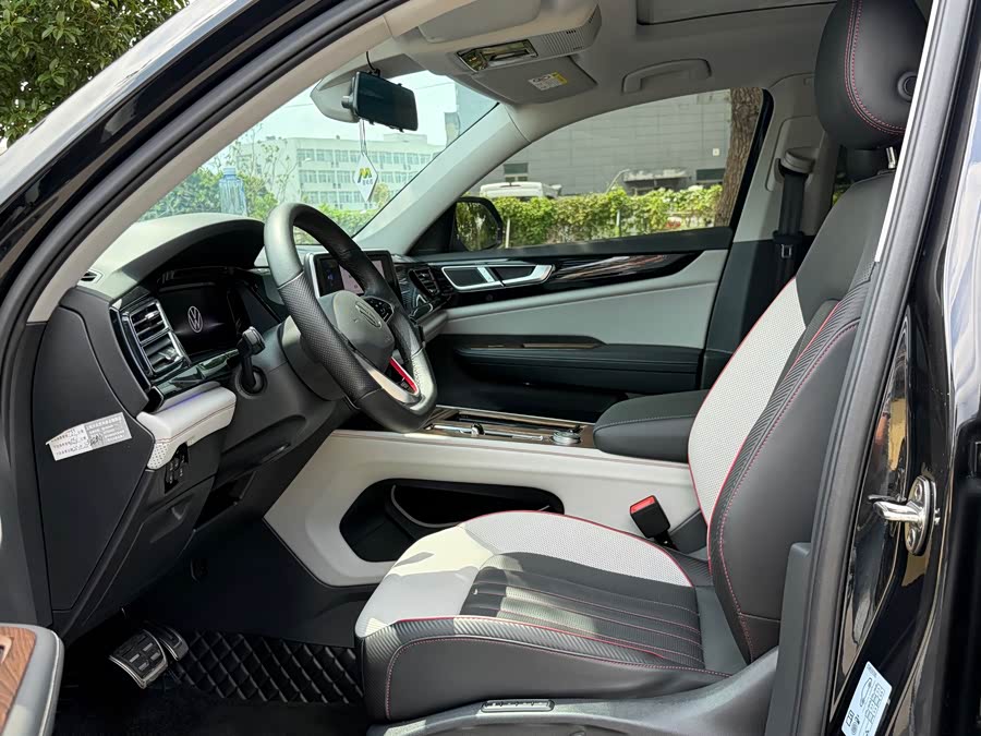 Tiguan 2023 Tiguan X 380TSI 4WD Luxury - zdjęcie 13