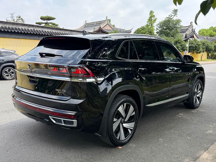 Tiguan 2023 Tiguan X 380TSI 4WD Luxury - zdjęcie 10