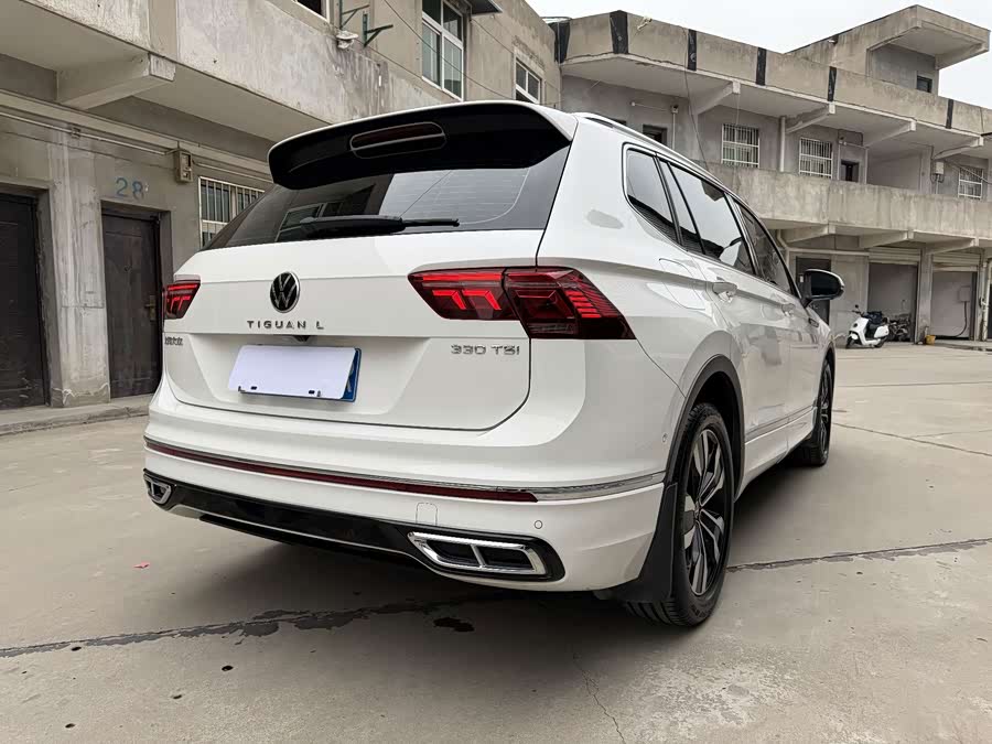 Tiguan L 2022 330TSI Automatic Two-Wheel Drive R-Line Yuexiang Edition - zdjęcie 14