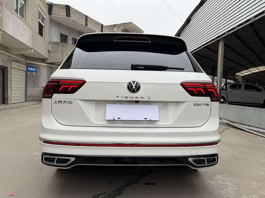 Tiguan L 2022 330TSI Automatic Two-Wheel Drive R-Line Yuexiang Edition - zdjęcie 15