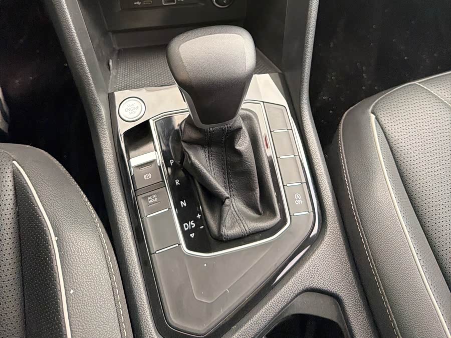 Tiguan L 2023 300 TSI Automatic Two-Wheel Drive Intelligent Enjoyment Version - zdjęcie 12