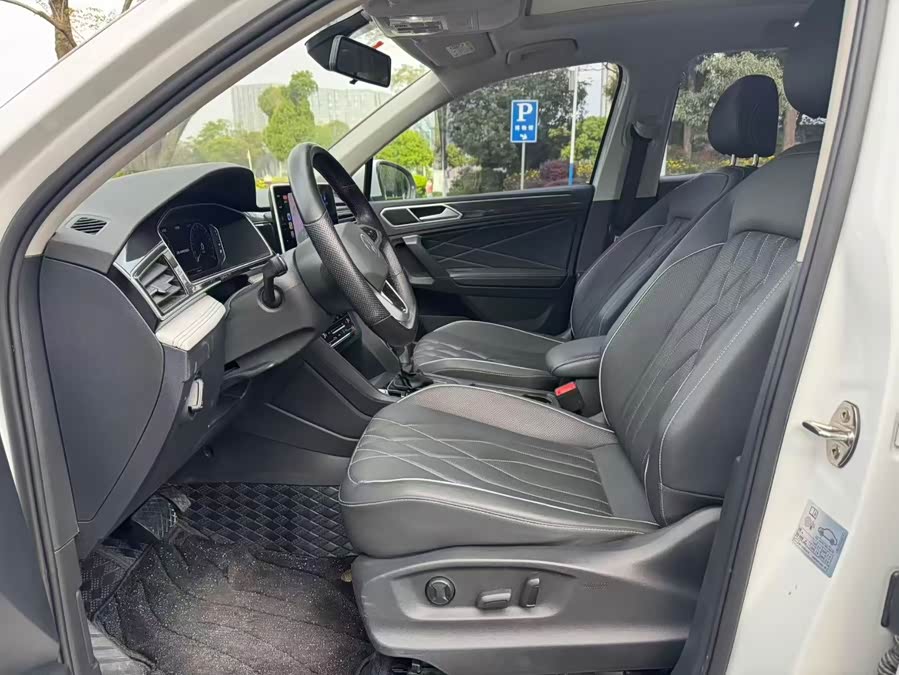 Tiguan L 2023 300 TSI Automatic Two-Wheel Drive Intelligent Enjoyment Version - zdjęcie 10