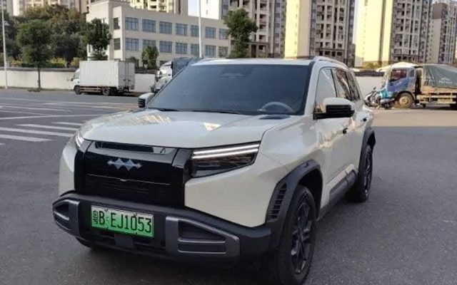 Titan 3 2025 501KM RWD Max