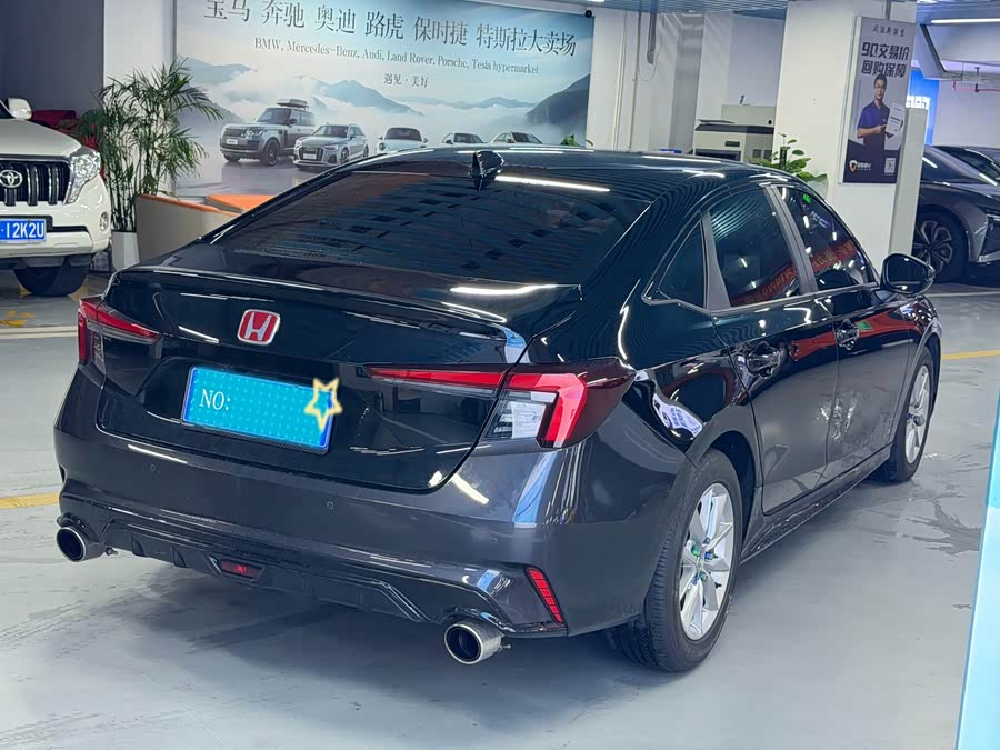 Type R 2023 240TURBO Manual Exclusive - zdjęcie 4