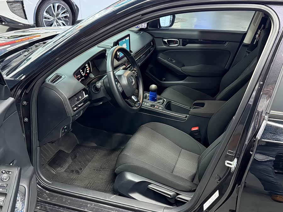Type R 2023 240TURBO Manual Exclusive - zdjęcie 7