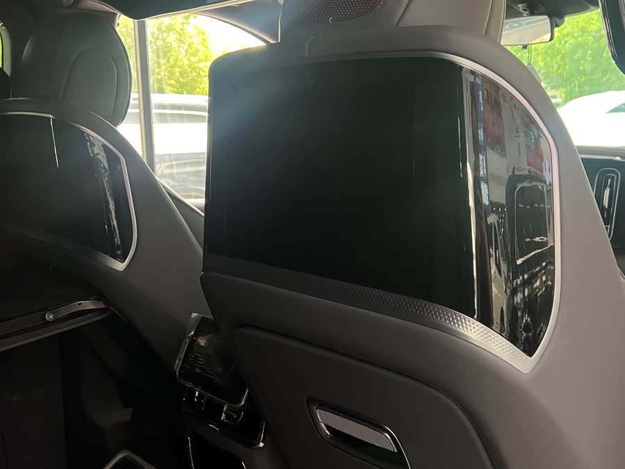 Vito 2024 2.0T Business Edition 7-Seater - zdjęcie 12