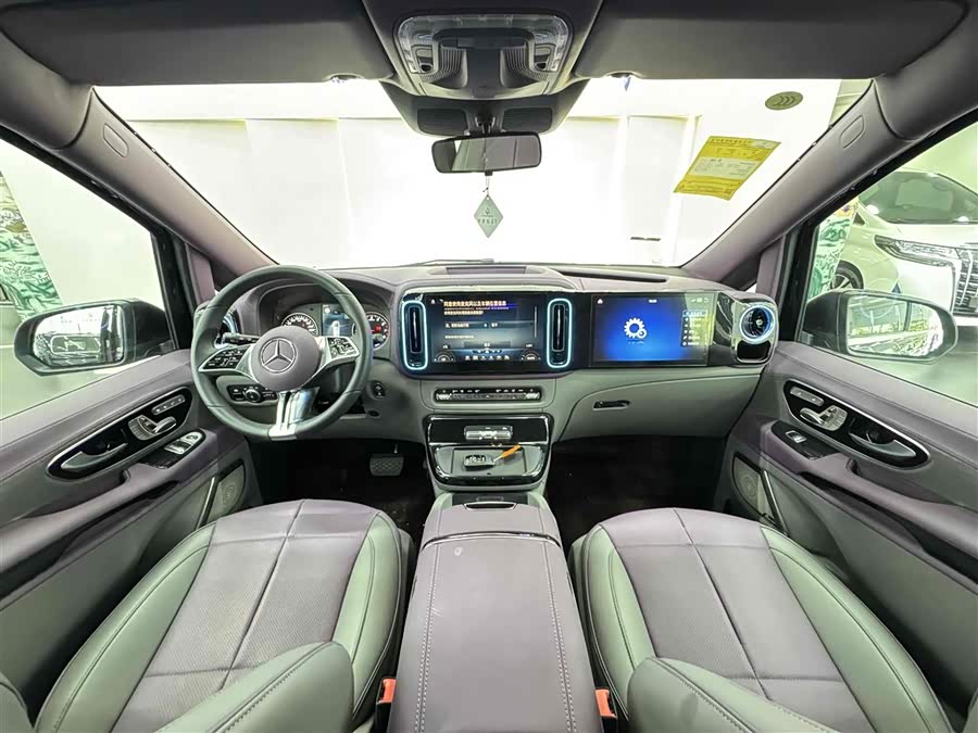 Vito 2024 2.0T Business Edition 7-Seater - zdjęcie 10