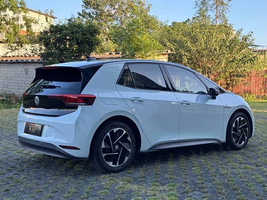 Volkswagen ID.3 2023 Upgrade Pure Intelligent Enjoyment Edition - zdjęcie 4