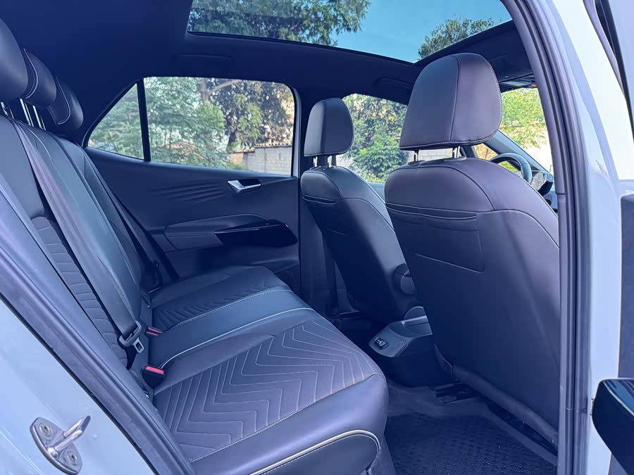 Volkswagen ID.3 2023 Upgrade Pure Intelligent Enjoyment Edition - zdjęcie 9