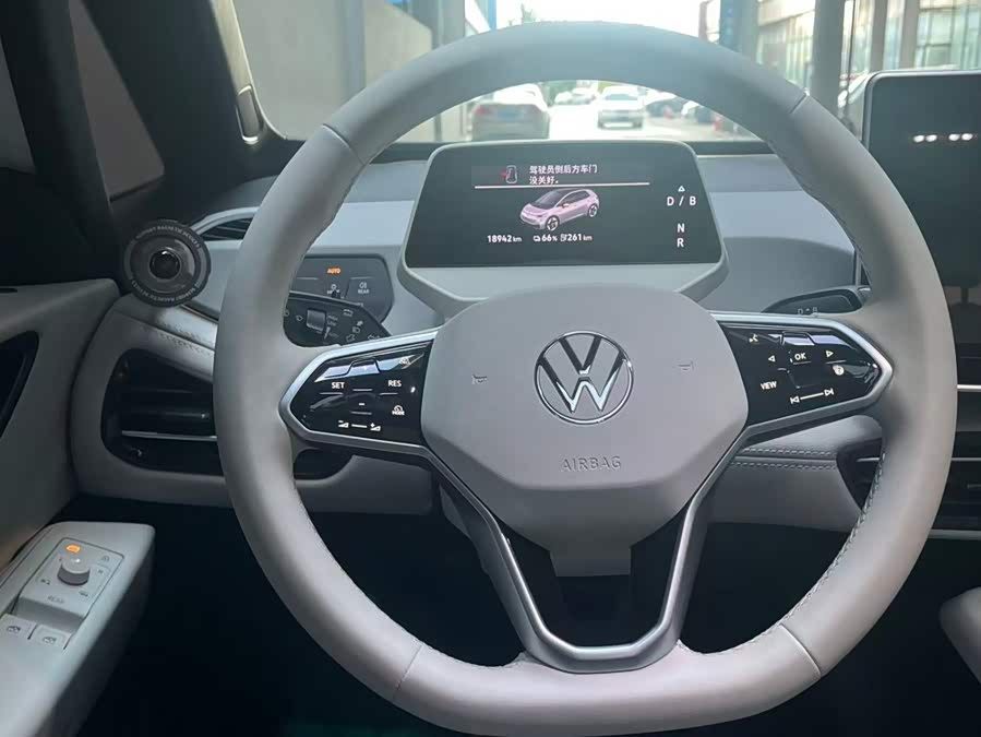 Volkswagen ID.3 2025 Smart Edition Outstanding - zdjęcie 13