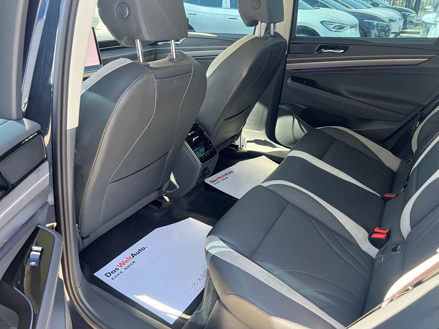 Volkswagen ID.7 VIZZION 2024 PRO - zdjęcie 9