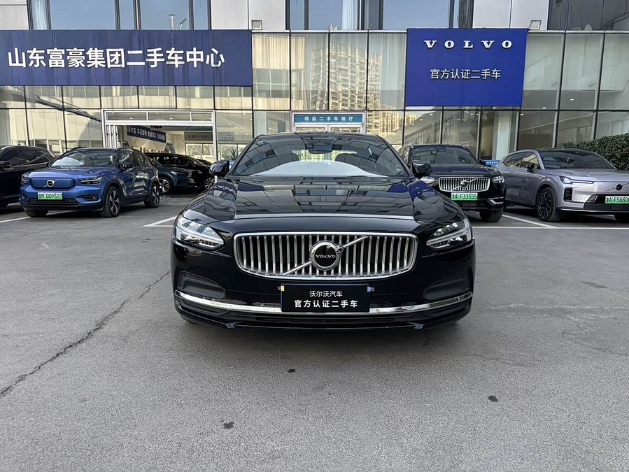 Volvo S90 2024 B5 Intelligent Luxury Edition - zdjęcie 2