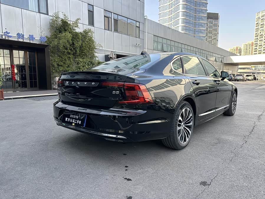 Volvo S90 2024 B5 Intelligent Luxury Edition - zdjęcie 12