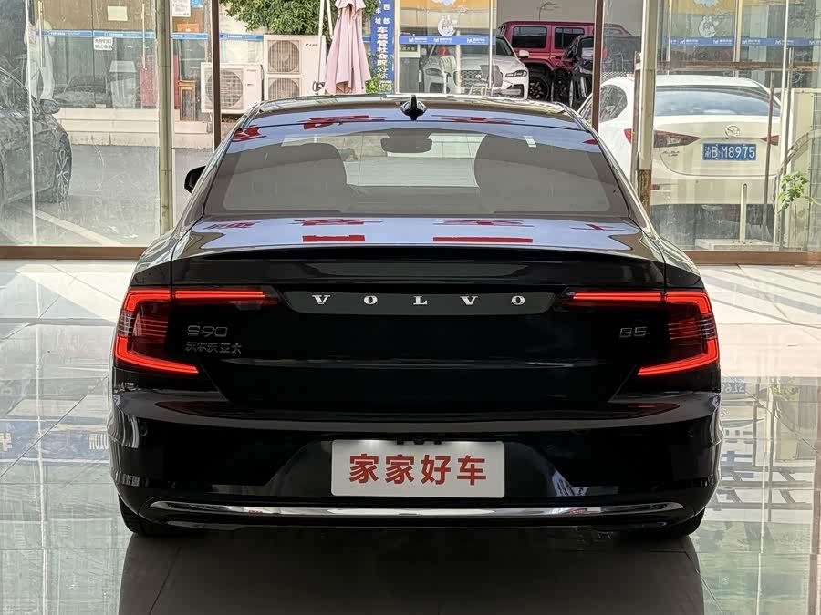 Volvo S90 2024 B5 Intelligent Luxury Edition - zdjęcie 17