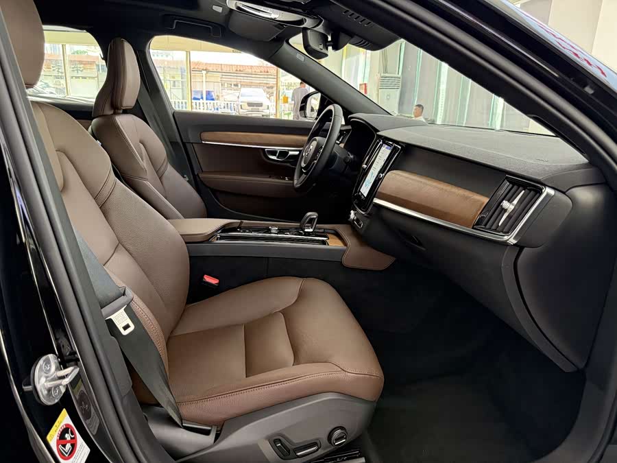 Volvo S90 2024 B5 Intelligent Luxury Edition - zdjęcie 9