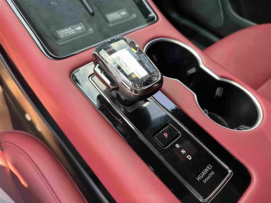 Wenjie M5 2023 EV 4WD Intelligent Driving - zdjęcie 14