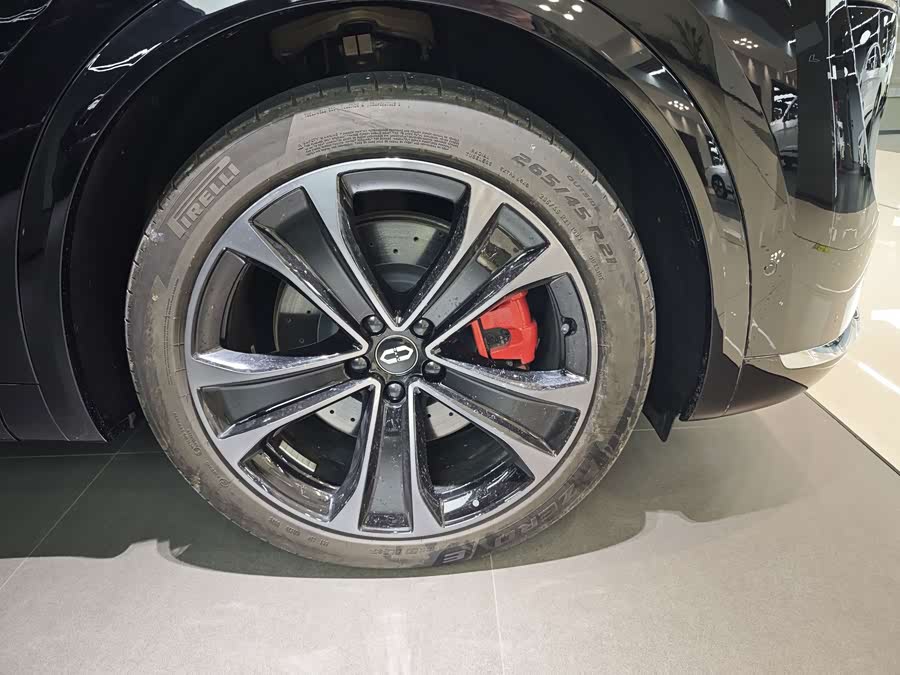 Wenjie M8 2025 Range Extender Max+ 53.4kWh 5-Seater (192-Line Laser Radar) - zdjęcie 10