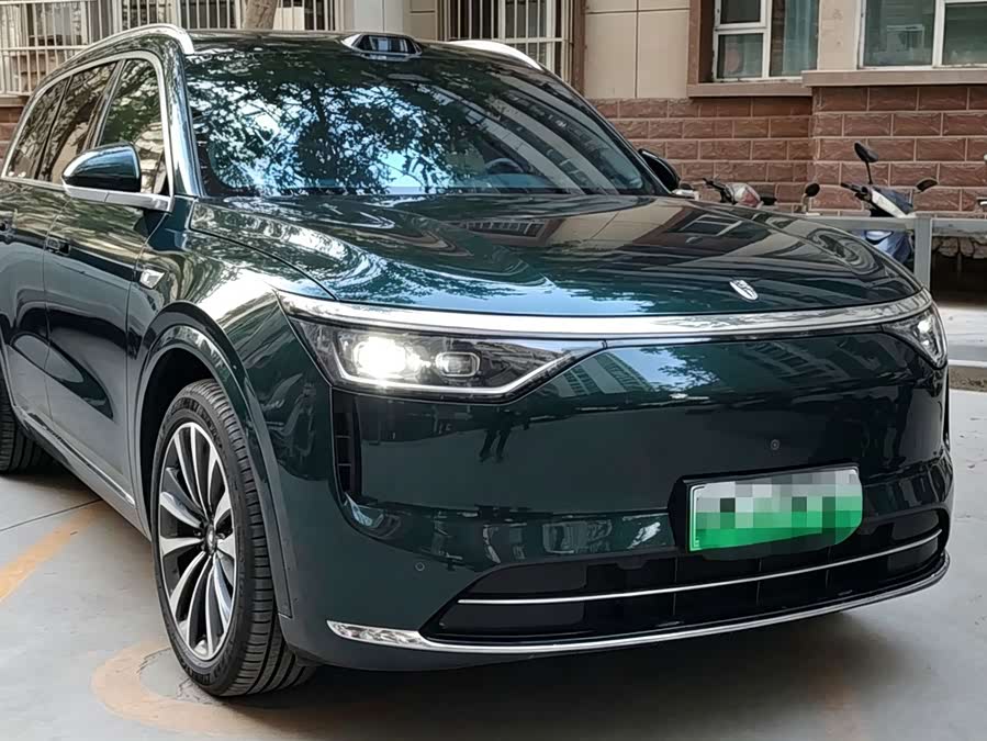 Wenjie M8 2025 Range Extender Max+ 53.4kWh 5-Seater (192-Line Laser Radar) - zdjęcie 3