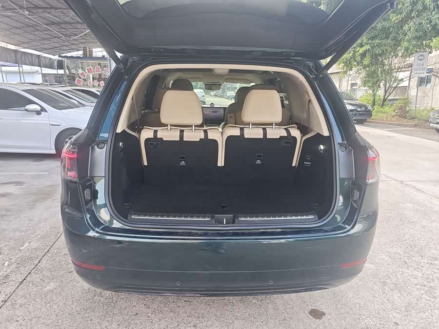 Wenjie M9 2024 EV Max 100kWh 6-seater - zdjęcie 4