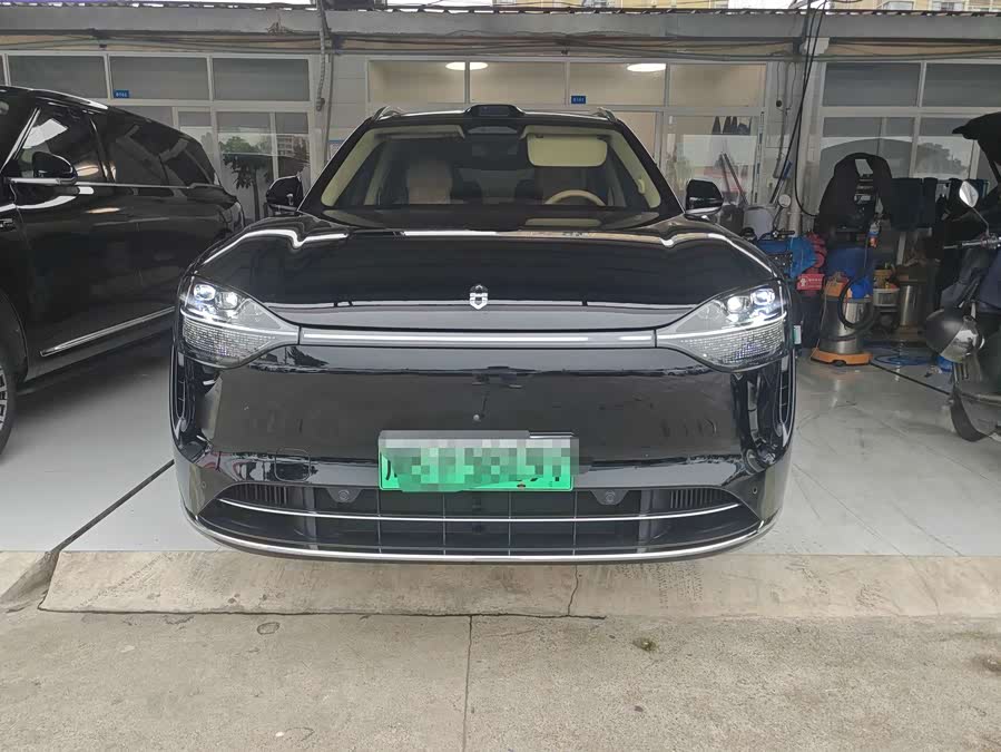 Wenjie M9 2024 Range Extender Ultra 52kWh 6-Seater - zdjęcie 2