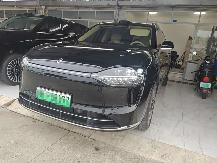 Wenjie M9 2024 Range Extender Ultra 52kWh 6-Seater - zdjęcie 11