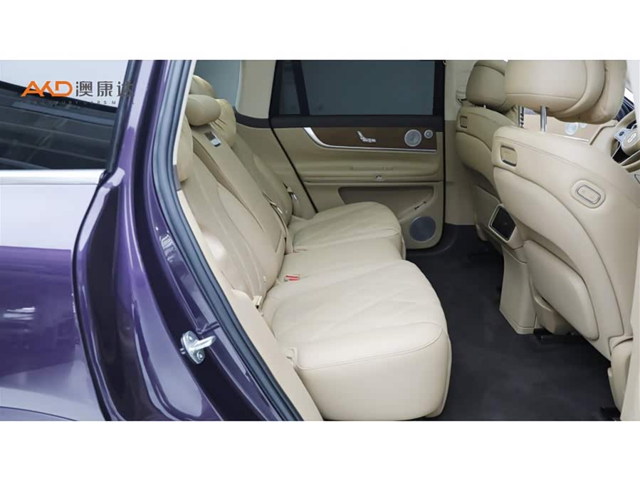 Wenjie M9 2025 Extender Ultra 52kWh 5-Seater (896 Line Laser Radar) - zdjęcie 8