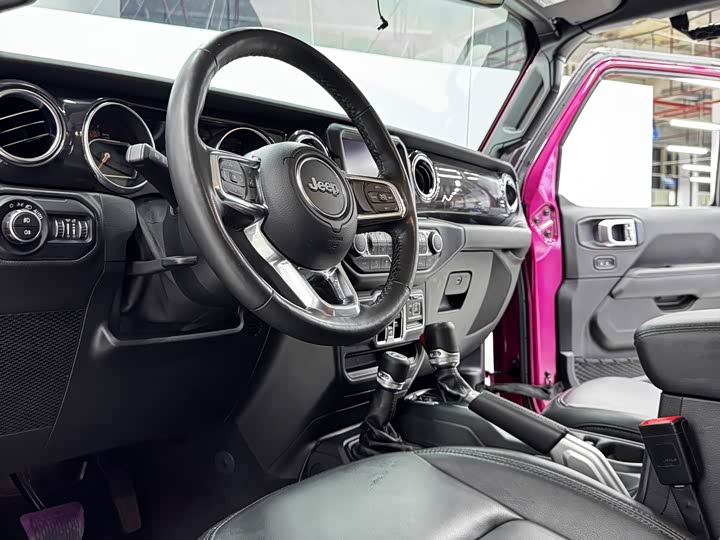 Wrangler 2022 2.0T Special Edition - zdjęcie 17