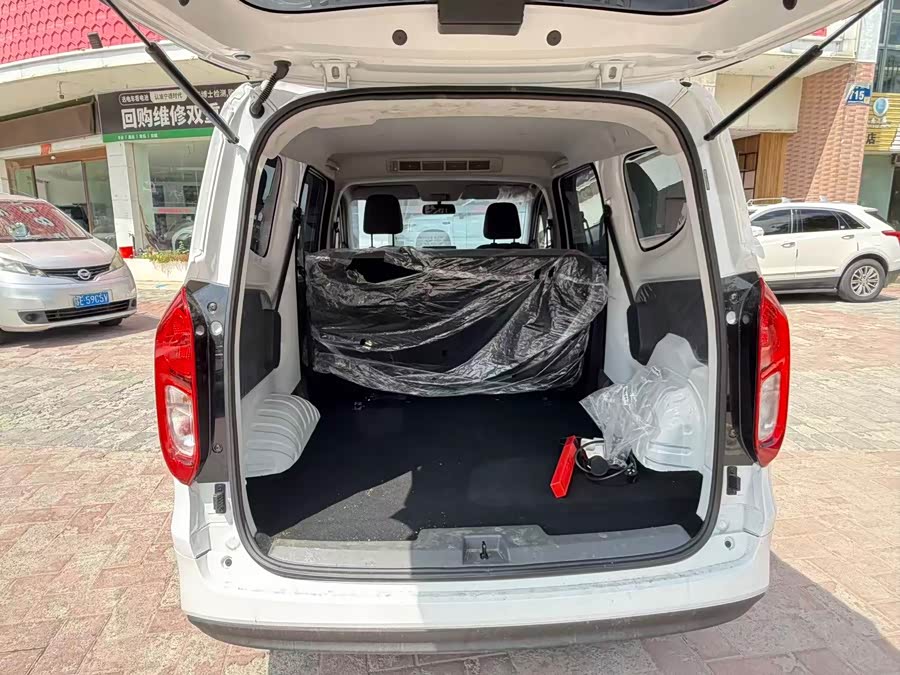Wuling Hongguang New Energy 2024 Pure Electric Version 300KM Standard Type - zdjęcie 7