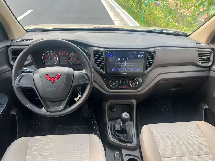 Wuling Hongguang V 2022 1.5L Jinxiang 2WD - zdjęcie 7