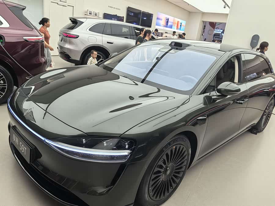 Xiangjie S9T 2025 EV RWD Max (896 Line Laser Radar) - zdjęcie 1