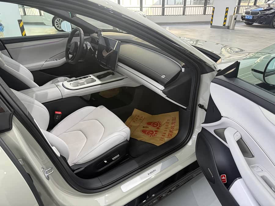 Xiaomi SU7 2024 Rear Drive Ultra Long Range High Level Intelligent Driving Pro - zdjęcie 9