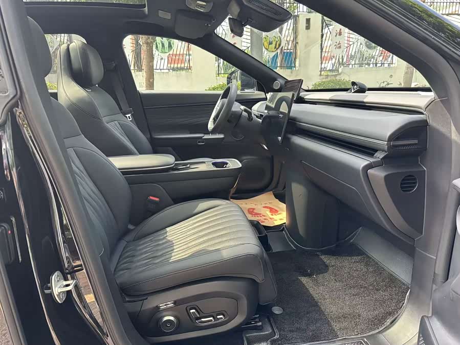 Xingjiyuan ET 2025 2.0T Extended Range 265 Pro 2WD High-speed Assisted Driving - zdjęcie 11