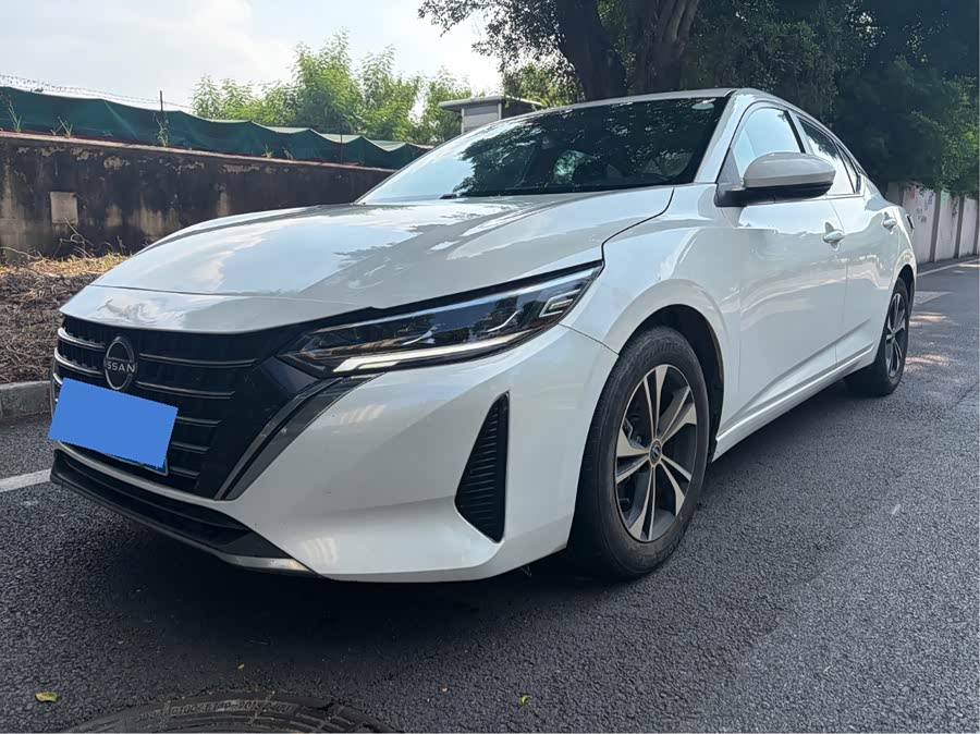 Xuan Yi 2023 1.6L CVT Enjoy Edition - zdjęcie 1