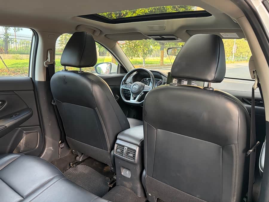 Xuan Yi 2023 1.6L CVT Enjoy Edition - zdjęcie 18