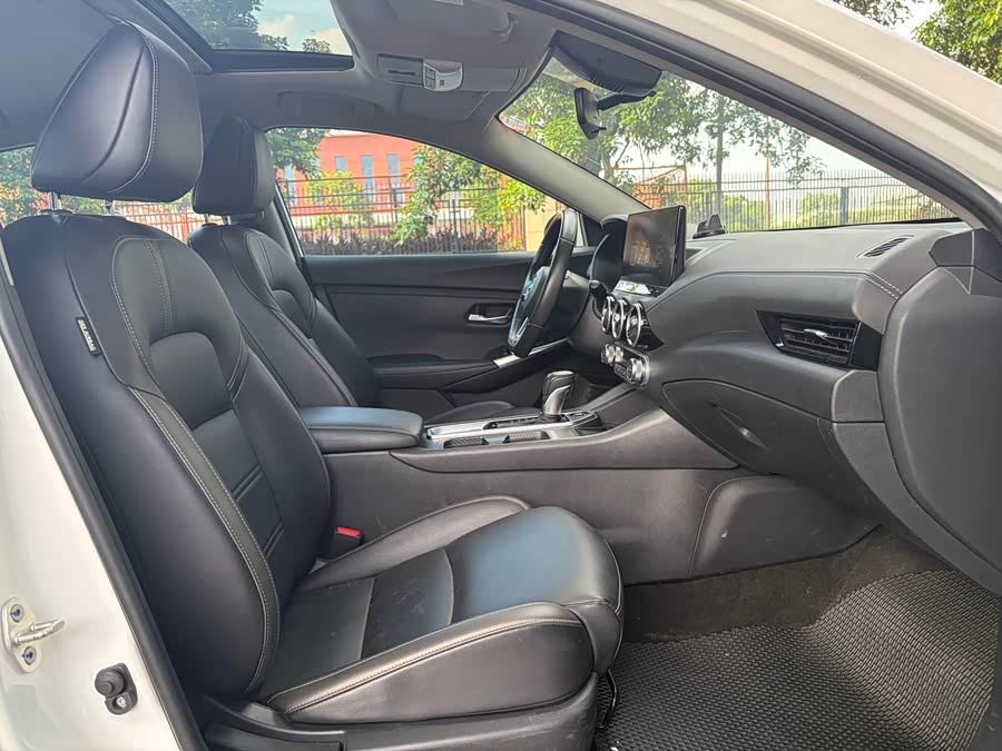 Xuan Yi 2023 1.6L CVT Enjoy Edition - zdjęcie 19