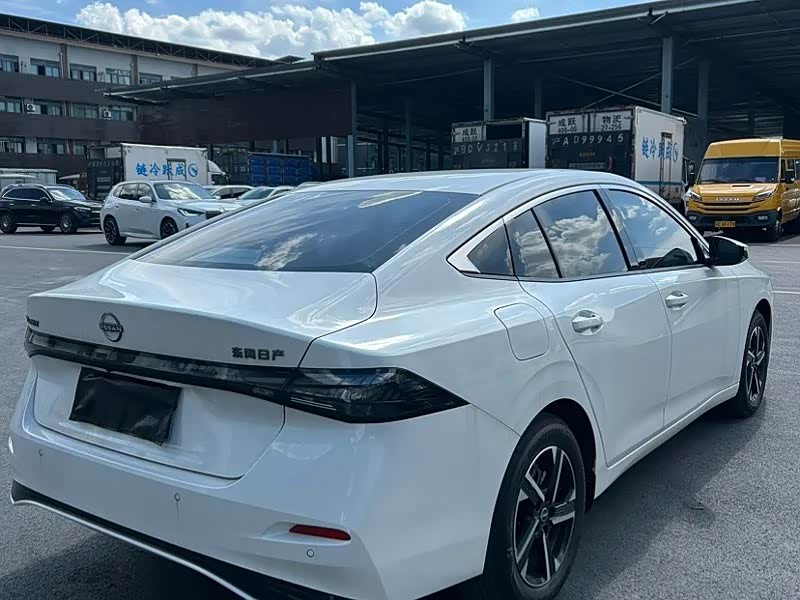 Xuan Yi 2026 1.6L CVT Luxury Technology - zdjęcie 5