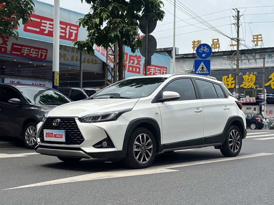 YARiS L 2022 X 1.5L CVT Luxury PLUS - zdjęcie 1