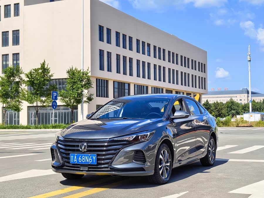 Yidong 2022 PLUS 1.6L GDI CVT Luxury - zdjęcie 1