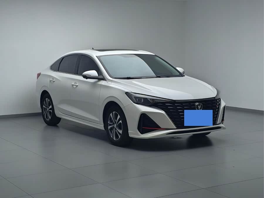 Yidong 2023 Enjoy Version PLUS Blue Whale NE 1.4T GDI DCT Premium - zdjęcie 3
