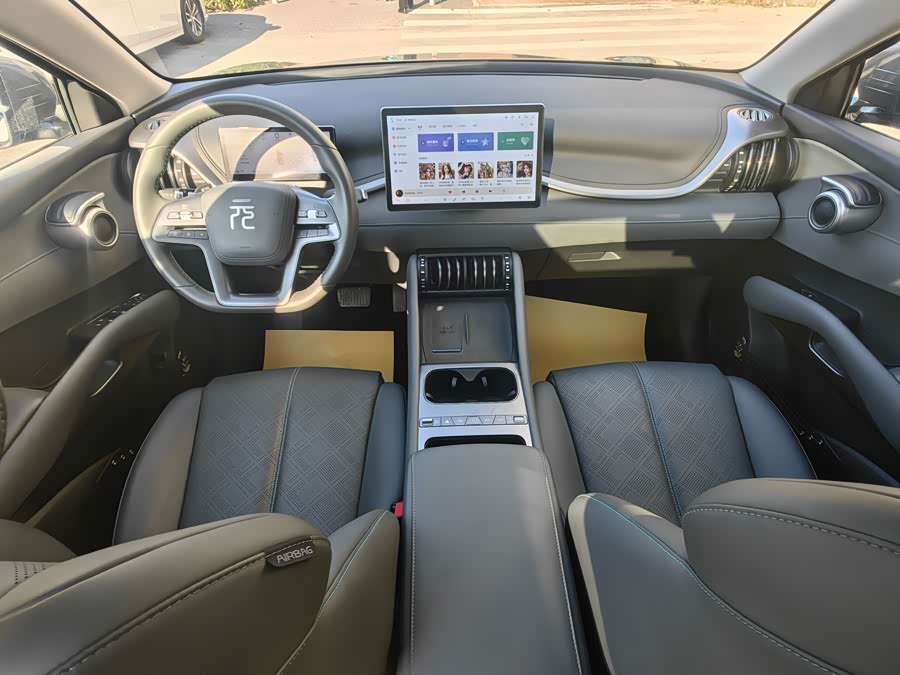 Yuan PLUS 2025 Smart Driving 510KM Beyond - zdjęcie 3